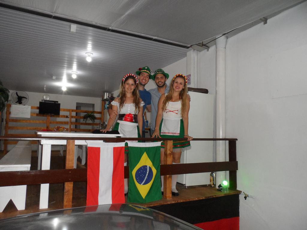 Austria Hostel & Pousada Blumenau Exterior photo